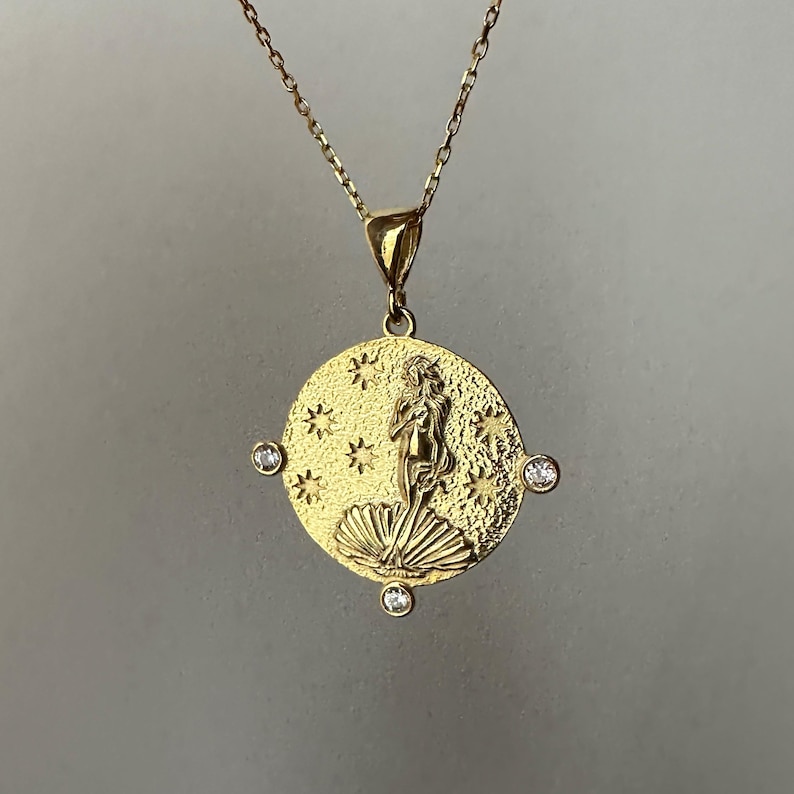 Goddess VENUS Necklace, 925 Sterling Silver Birth of Venus Pendant, Venus Medallion, Goddess of Love Aphrodite Necklace, Sandro Botticelli