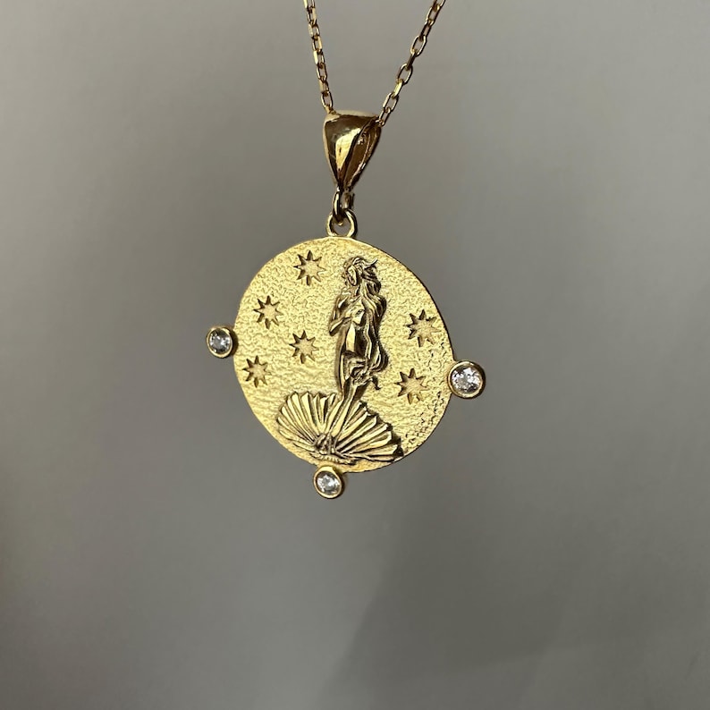 Goddess VENUS Necklace, 925 Sterling Silver Birth of Venus Pendant, Venus Medallion, Goddess of Love Aphrodite Necklace, Sandro Botticelli