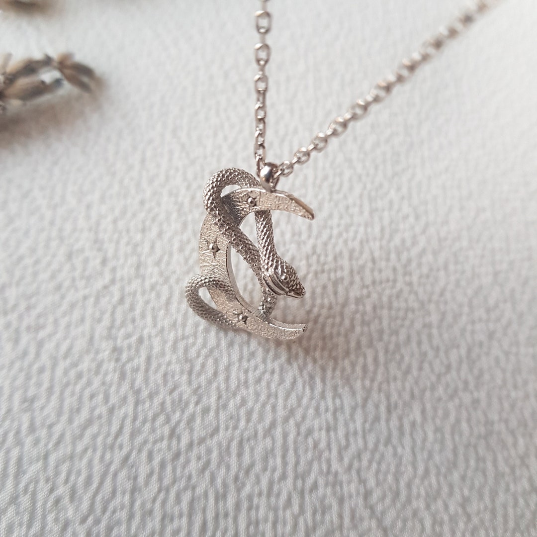 Collana Serpente Con Pietra Di Luna In Argento 925: Ciondolo Animale Arcobaleno Per Donne E Ragazze - Gioiello Unico