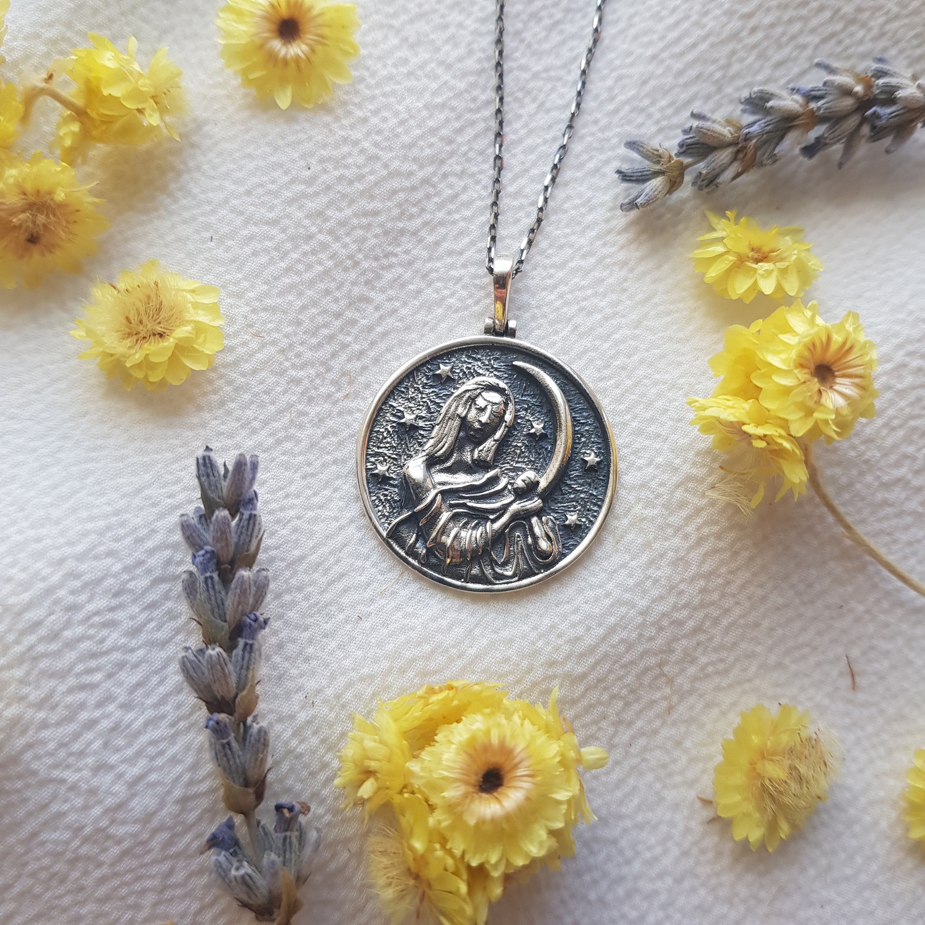 ★ROSEMONT★ Silver Necklace Selene RA24D11T ☆ROSEMONT☆ Silver Necklace Selene RA24D11T Goddess SELENE