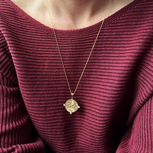 Goddess VENUS Necklace, 925 Sterling Silver Birth of Venus Pendant, Venus Medallion, Goddess of Love Aphrodite Necklace, Sandro Botticelli