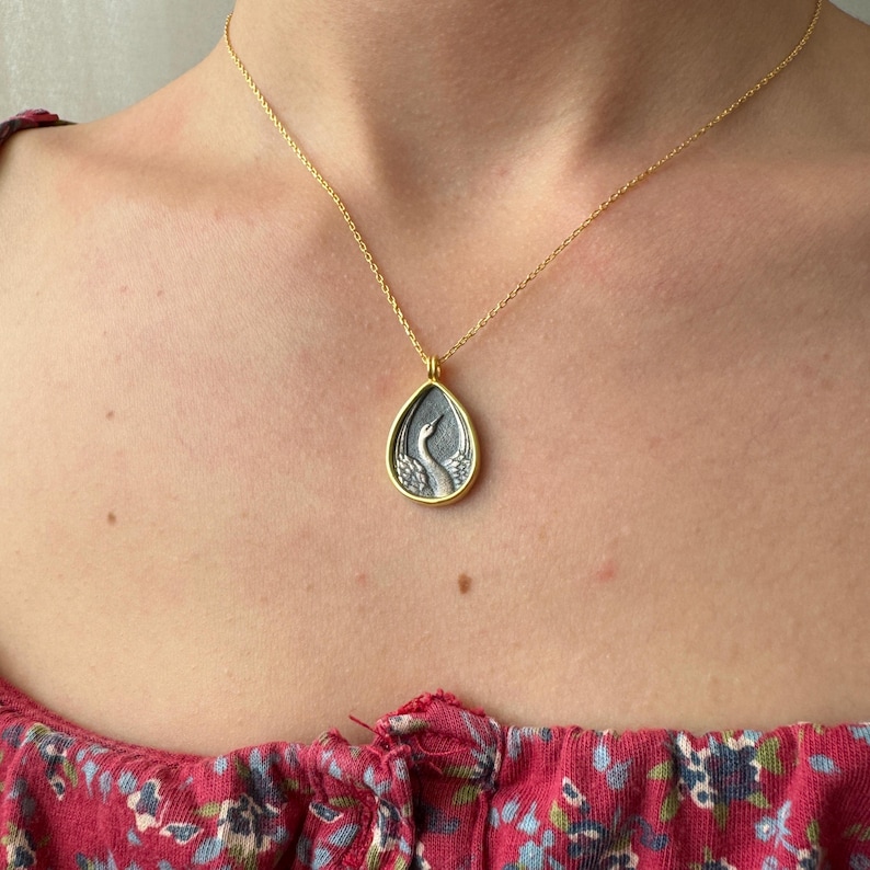 Crane Necklace, Solid 925 Sterling Silver Minimal Bird Charm, Crane Portrait Pendant, Animal Necklace, Gift for Bird Lover, Unique Jewelry