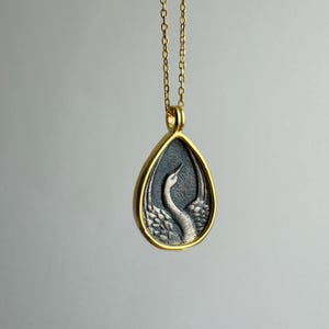 Crane Necklace, Solid 925 Sterling Silver Minimal Bird Charm, Crane Portrait Pendant, Animal Necklace, Gift for Bird Lover, Unique Jewelry