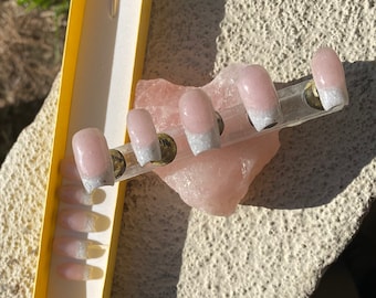 Rose Quartz & Howlite healing crystal nail set . Unbreakable press on nails ..