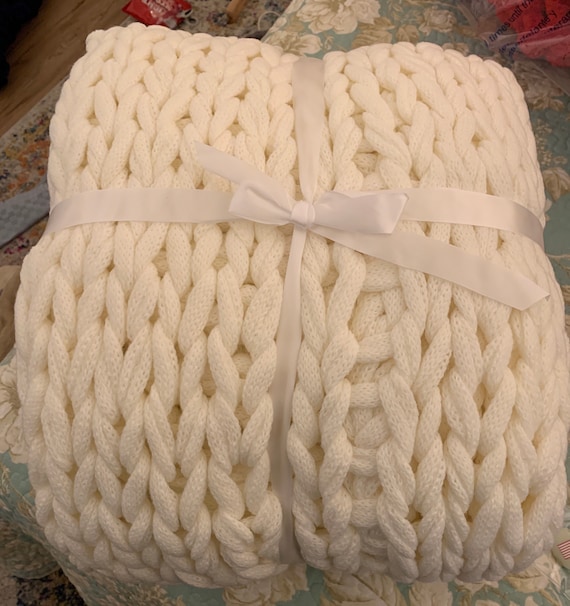 Chunky chinelle throw, ivory, chunky blanket, couch throw blanket, apartment warming gift, dorm blanket, cuddly soft throw, cute gift throw