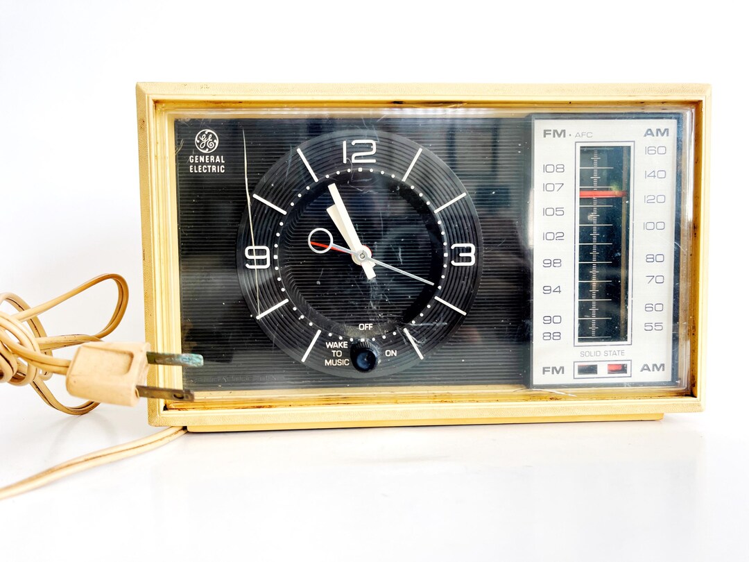 General Electric Clock Radio, AM/FM Tuner Analog Clock Face - Etsy
