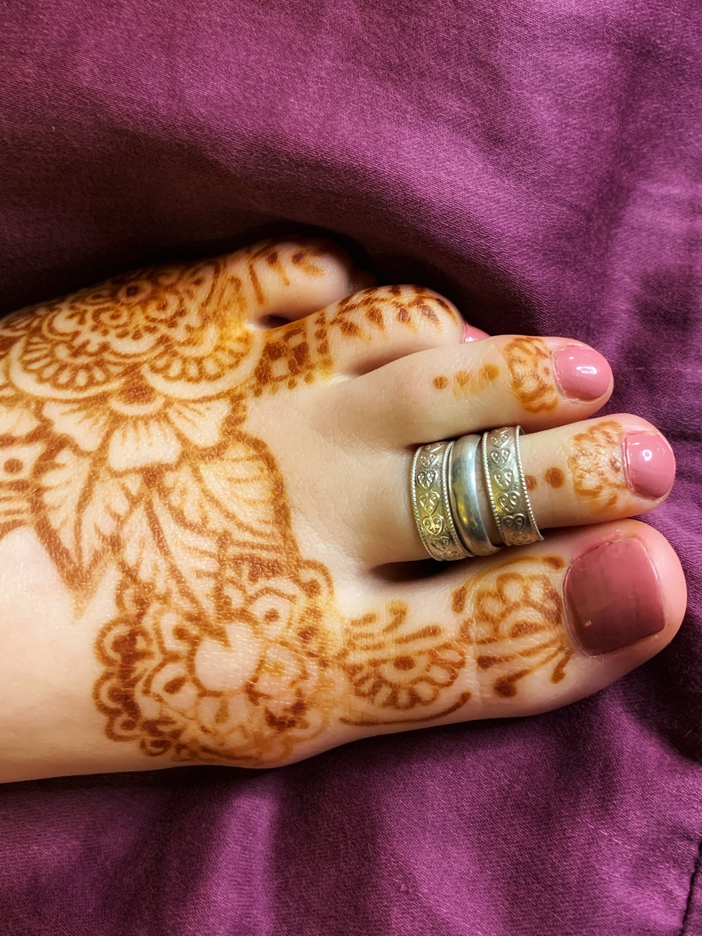 Elizabethan Heart Fitted Toe Ring Midi Finger Ring Finger Etsy