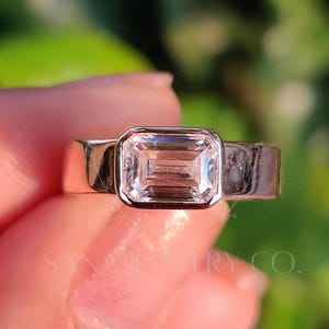 East West Ring, 1.75 CT Emerald Cut Moissanite Engagement Ring, 14K Solid Gold Ring, Bezel Setting Ring, Comfort Fit Ring, Solitaire Ring