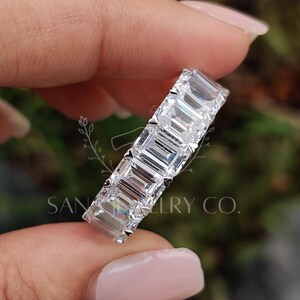 1 CT Emerald Cut Moissanite Wedding Band, 14K Solid White Gold Band, Full Eternity Band, Heart Prong Setting Band, Comfort Fit Band For Her