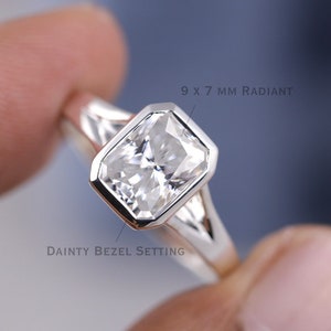 2.5 CT Radiant Cut Moissanite Engagement Ring, 14K Solid Gold Ring, Bezel Setting Ring, Solitaire Ring, Stackable Ring, Anniversary Gift