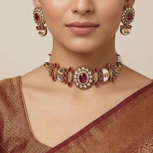 Sabyasachi inspiriertes königliches Tiger Kundan-Choker-Set, antikes Goldrubin-Brauthalsketten-Set, indisches Erbe-Hochzeits-Schmuckset mit Ohrringen