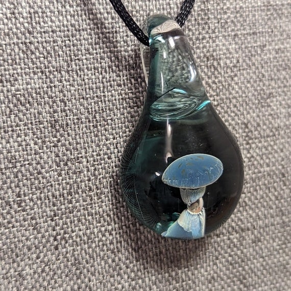 Art Glass Mushroom Pendant Necklace - image 3