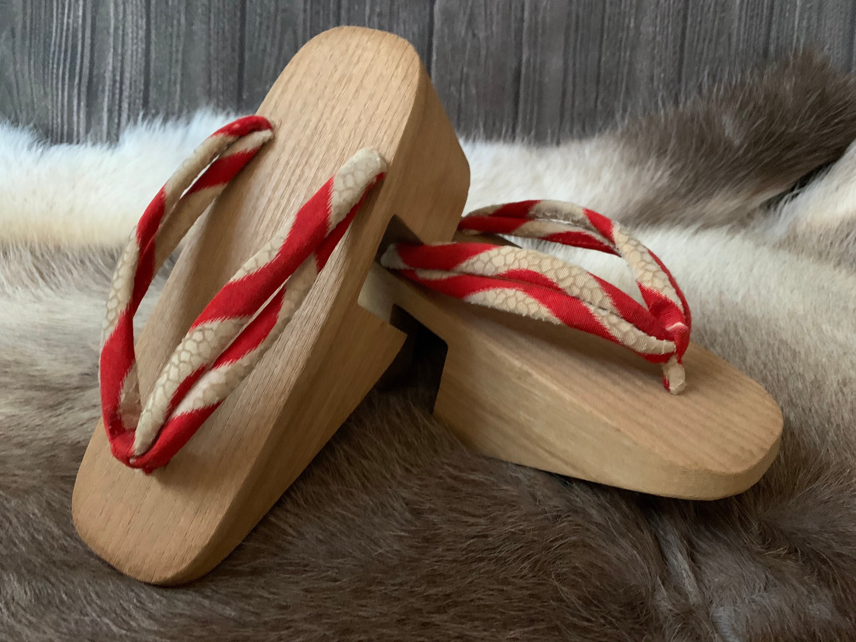 vintage geta Japanse meisjes geta rood en geel Japanse kinderen sandalen houten strings 16,5 cm Schoenen Jongensschoenen Sandalen eenvoudige shichigosan klompen stringed sandalen 