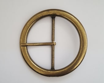 circle buckle