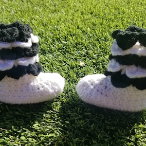 Crochet Baby Booties (6-12 Months), Crocodile Stitch, Black and White Shoes