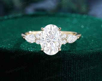 Unique 2.5Carat Oval Moissanite engagement ring Vintage Three stone Yellow gold engagement ring wedding ring Bridal Promise Anniversary gift