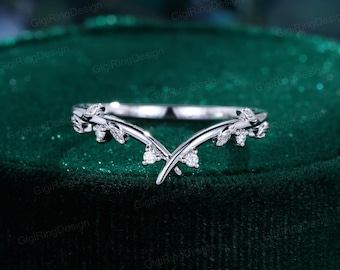 Vintage white gold round Moissanite unique solid gold nature inspired curved wedding band leaf Bridal stacking matching promise Anniversary