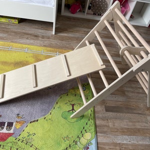 Climbing triangle with chicken ladder/slide board / fully assembled, Made in Germany