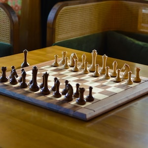 Drueke chess set, Handmade chess pieces and Drueke chess board with the same woods, Walnut and maple set, Large chess, Luxury gift for him
