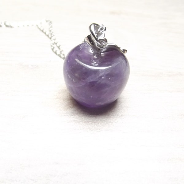 Collier pendentif petite pomme améthyste