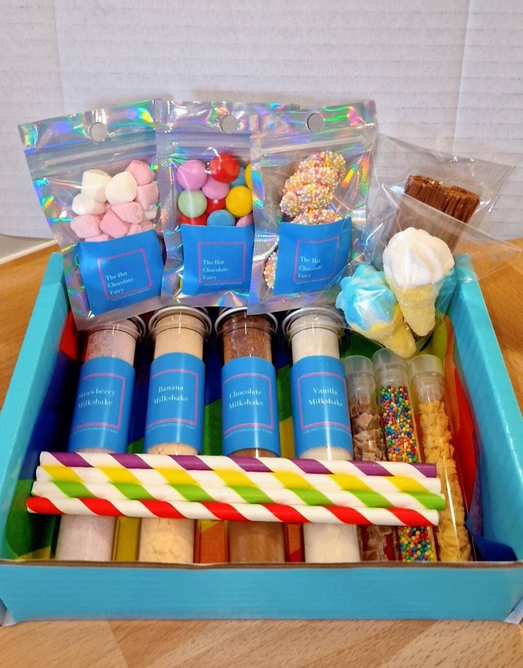Make Your Own Milkshake Kit, Milkshake Box, 4 Flavours, Gifts for Teens