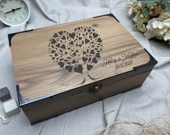 Romantic Keepsake Box - Customizable Handmade Wooden Box - Love Tree Hearts Memory Storage Box - Gift Box for Couples Valentine's Day