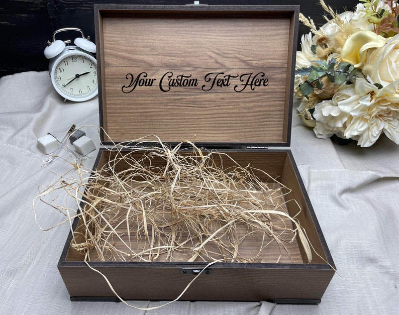 Caja de regalo de madera, recuerdo personalizado hecho a mano para él/ella, caja de madera personalizada vacía de boda, regalo romántico en blanco imagen 10