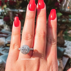 1.5Ct Round Cut Moissanite  Engagement Ring Colourless Moissanite Diamond Anniversary Ring For Women, All Side Halo Accent Ring Gift For Her