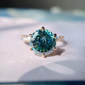 4 CT Portuguese Cut Moissanite Wedding Ring U Prong Set Wedding Band Engagement Ring 14K Rose Gold Solitair Diamond Ring Cyan Blue Green
