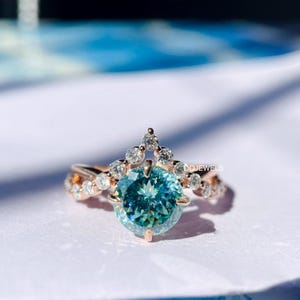 Beautiful 2 Ct Portuguese Cut Moissanite Engagement Ring 10K/14K/18K Rose Gold Solitair Ring Wedding Ring Anniversary Ring Crown ring gift