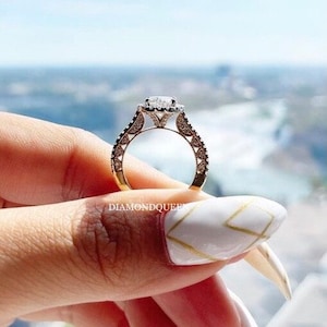 2.0 CT Round Cut Moissanite Diamond Engagement Ring, 14K Yellow Gold Solitaire Ring For Women, Anniversary ring, Halo Wedding Ring Gift