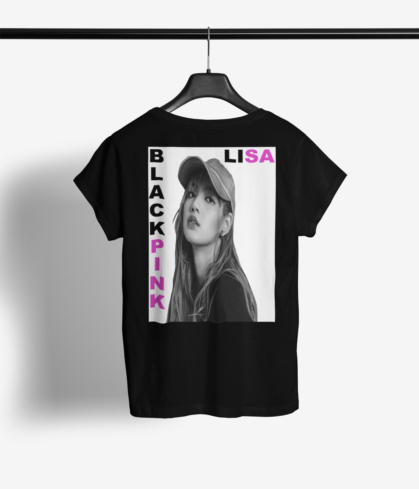 lisa in t shirt