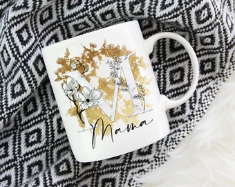 Mug with Mama print in gold