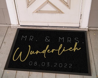 Personalized doormat Mr & Mrs with names and wedding date