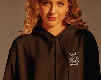 Mama Hoody Cross noir, personnalisé avec nom