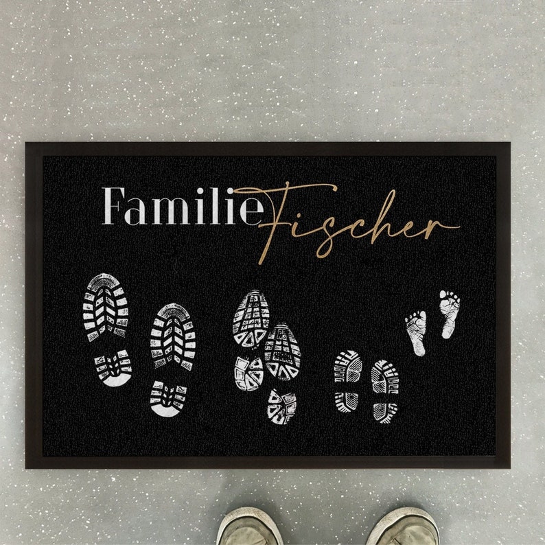 Famille de paillassons individuels Shoeprints personnalisable avec le nom de la famille et les membres de la famille image 3