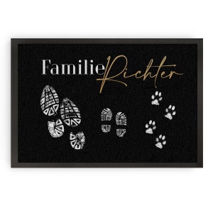 Individual doormat family &quot;Shoeprints&quot; - customizable with family name and family members!