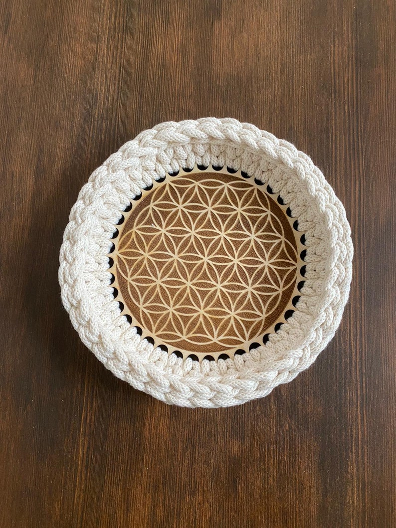 Crocheted storage tray/ key tray/ decorative hallway/ gift for girlfriend/ storage hallway/ housewarming gift/ Mother's Day image 9