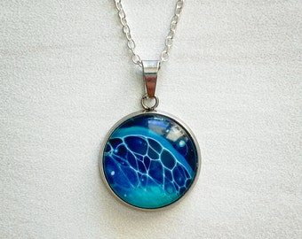 Handmade Bezel Pendant Necklace, Round Bezel Pendant, Glass Cabochon, Hand Painted Bezel Pendant, Custom Bezel Pendant, Acrylic Skin Jewelry