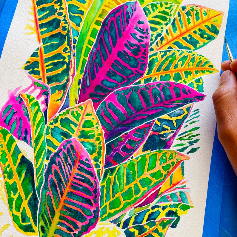 Puede incluir: Pintura acuarela de un grupo de hojas vibrantes de color verde, amarillo y rosa con intrincados patrones. Las hojas est&aacute;n dispuestas en una composici&oacute;n superpuesta y en capas, creando una sensaci&oacute;n de profundidad y textura.