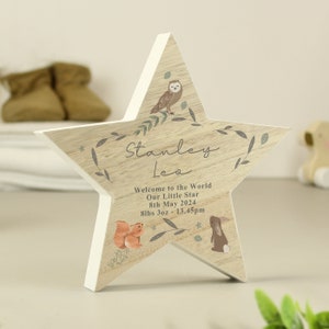 Adorno personalizado de estrella de madera de animales del bosque - Regalo de cumpleaños perfecto - Regalo de recién nacido - Regalo de baby shower