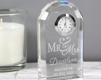 Reloj personalizado Mr & Mrs Crystal Mantle Piece, regalo perfecto para parejas, regalo de boda, regalo de aniversario.