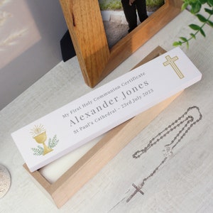 Gepersonaliseerde religieuze houten certificaathouder, perfect cadeau, heden, doop, communie