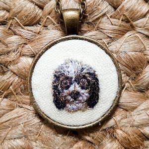 Custom pet portrait embroidery, personolised gift, pendant necklace with hand embroidery, pet lover gift, thread painting, animal art Bronze