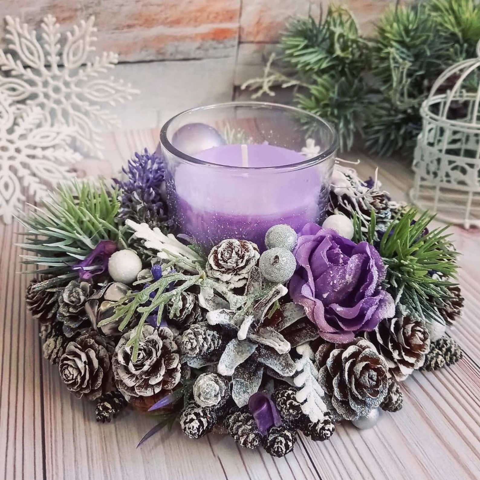 Lightup your Xmas party with 20 Christmas table decoration 25 Christmas candle ring