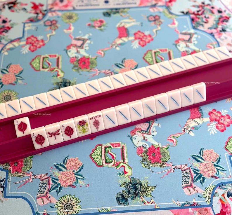 Periwinkle & Navy Blue Wooden Mahjong Racks with Magnetic Pushers - PreOrder Bild 5