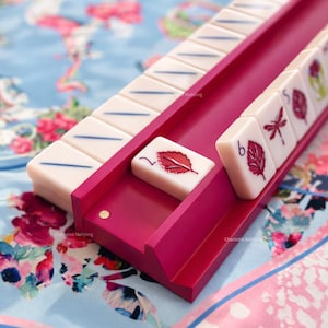 Periwinkle & Navy Blue Wooden Mahjong Racks with Magnetic Pushers - PreOrder Bild 4