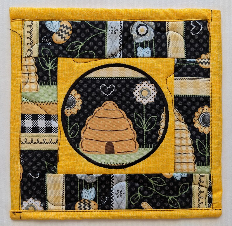 Honeybees Hot Pad Set Etsy