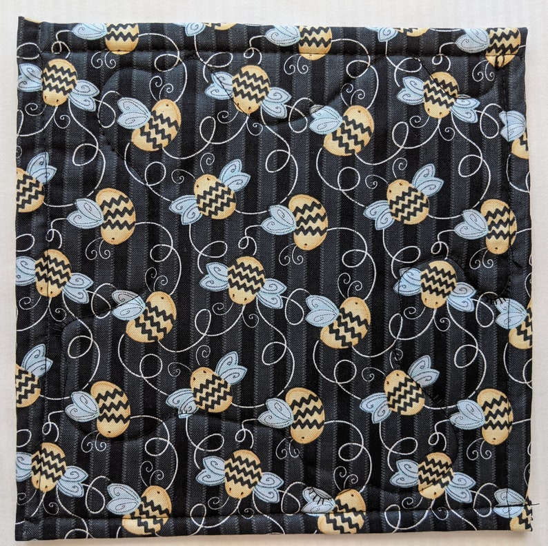 Honeybees Hot Pad Set Etsy