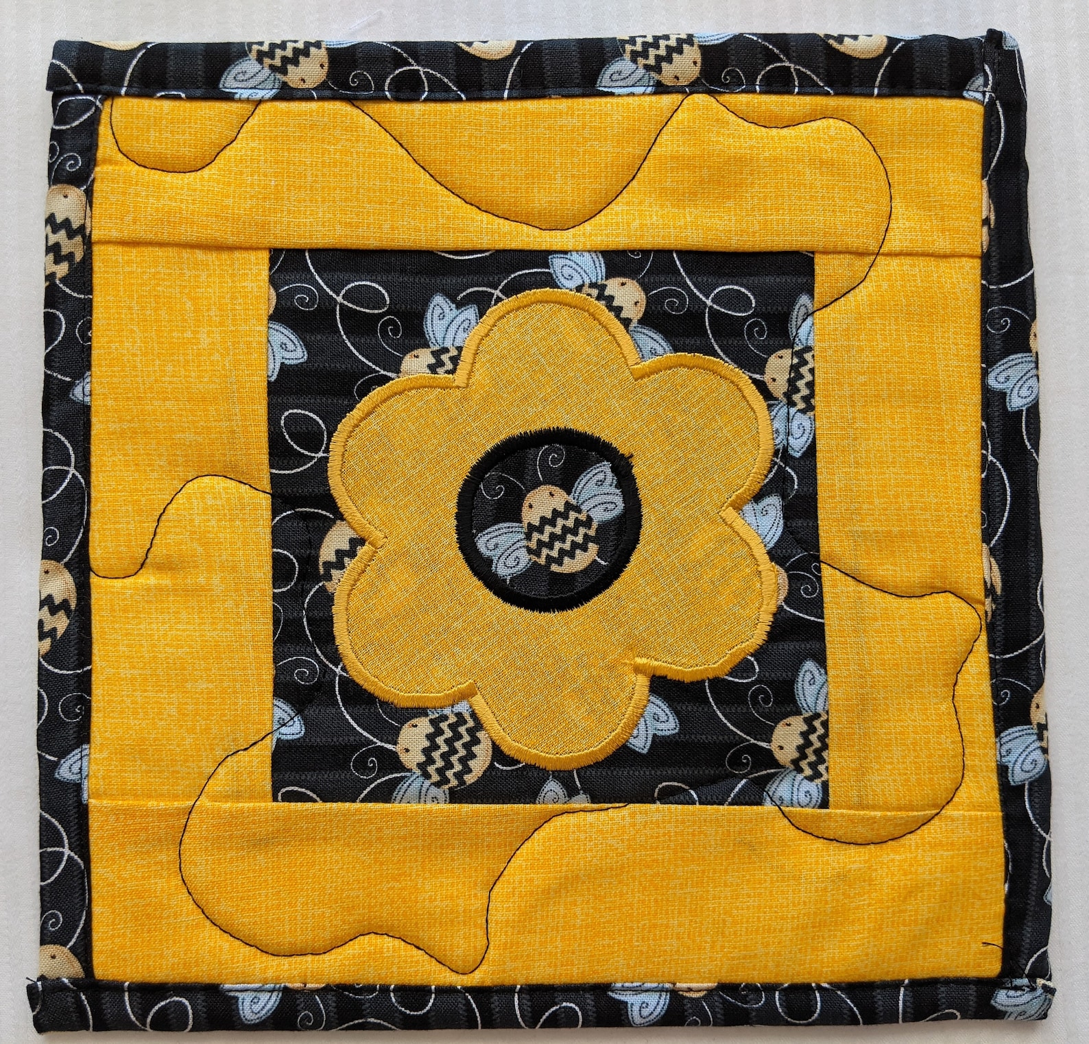 Honeybees Hot Pad Set Etsy